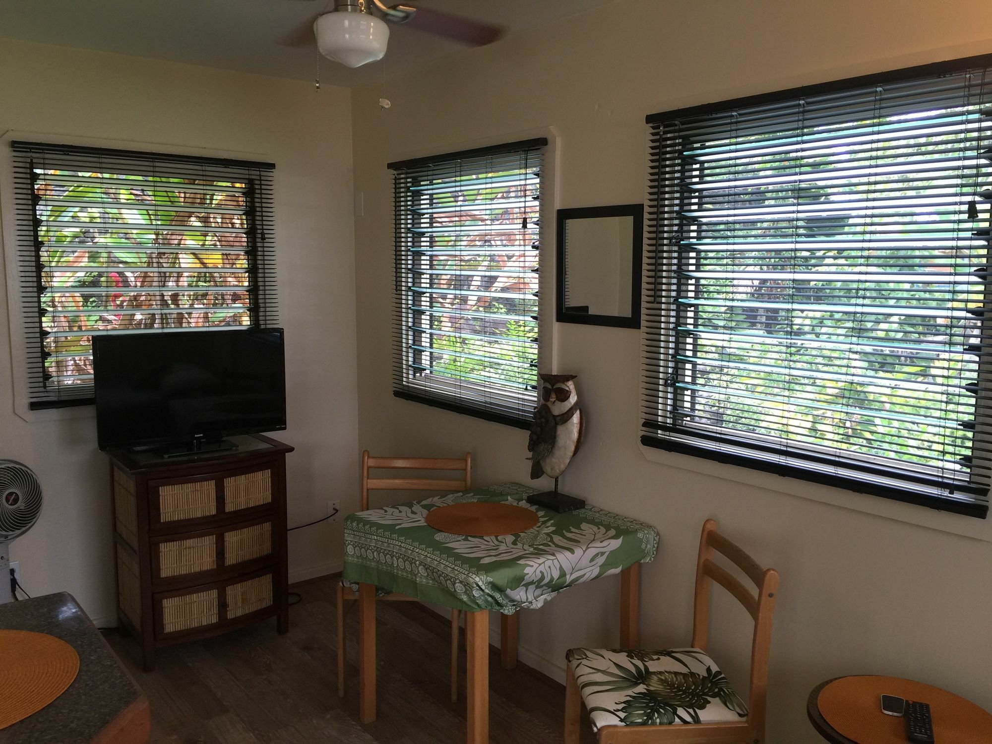 Aaron'S Cottage Hilo Eksteriør billede